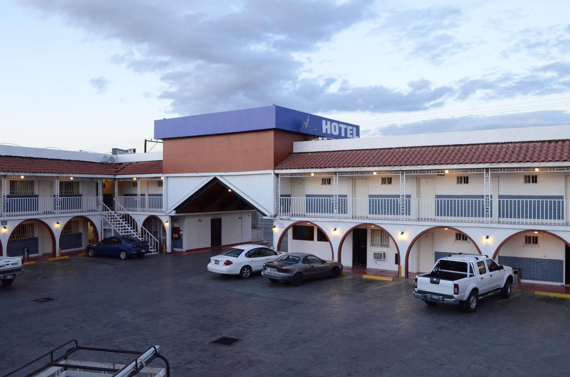 Hotel Boulevard Mexicali Exterior photo